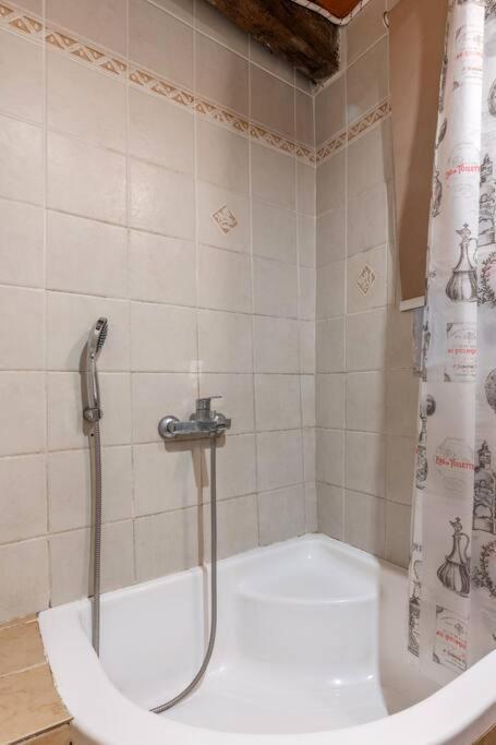 Traditional House With Private Pool Rethymno  Bagian luar foto