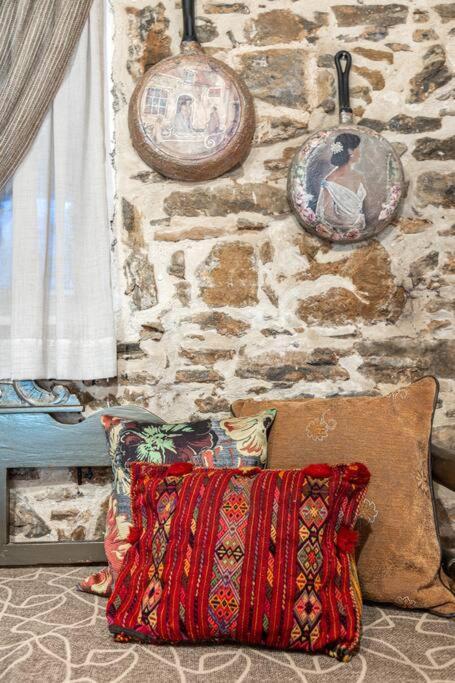 Traditional House With Private Pool Rethymno  Bagian luar foto