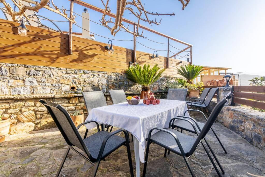 Traditional House With Private Pool Rethymno  Bagian luar foto